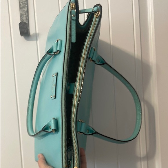 Kate Spade Blue Shoulder Bag with Structured Design - Picture 12 of 12